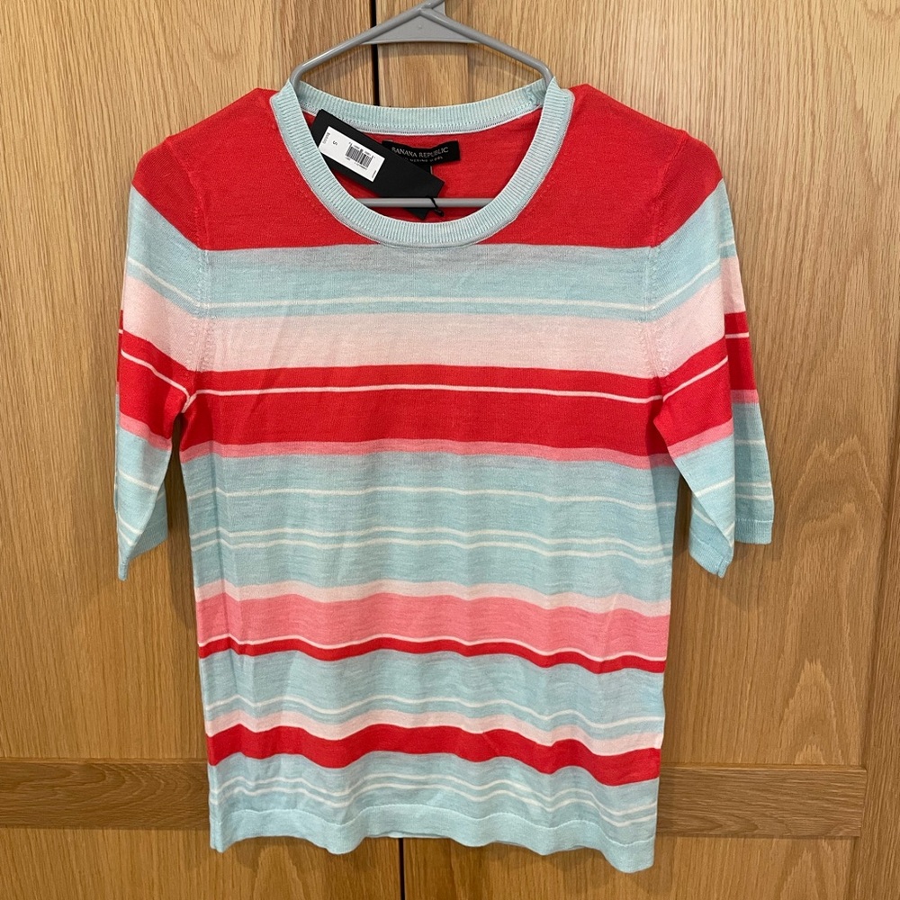 NWT Banana Republic 100% Merino Wool Light Short Sleeve Sweater